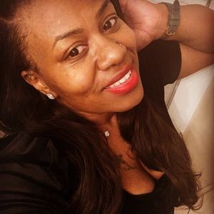 Meet your Posher, Donna